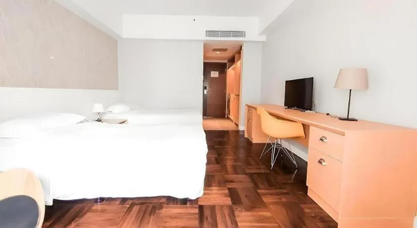 Caritas Oswald Cheung International House Hotel Hong Kong 3*,